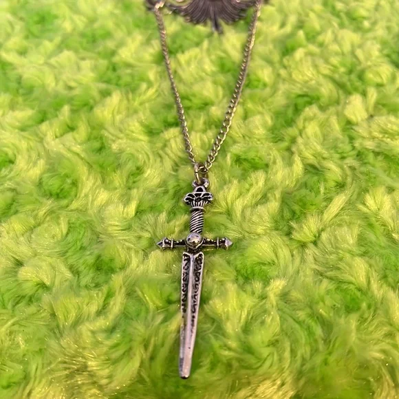 Leather fairy tale necklace - Picture 4 of 8